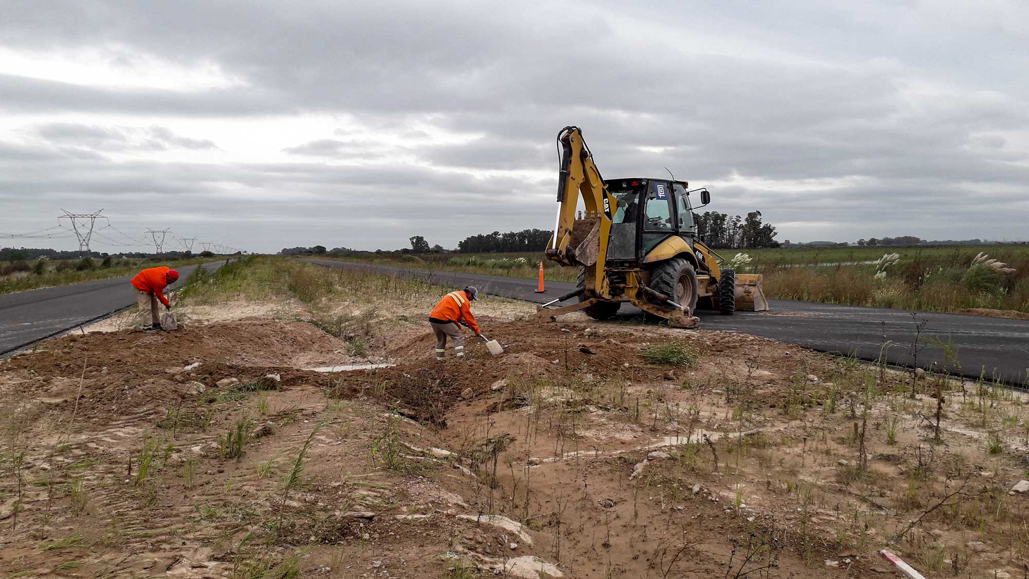 REPARACIÓN ALCANTARILLAS AUTOPISTA PERÓN